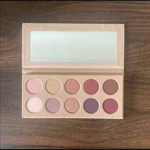 KKW Beauty Eyeshadow Palette